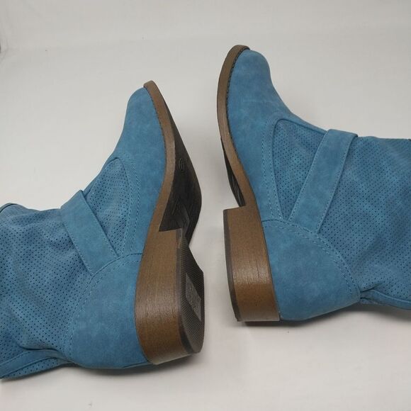 Selena Gomez Laugh Out Loud Boots. Size 10. - Picture 10 of 14